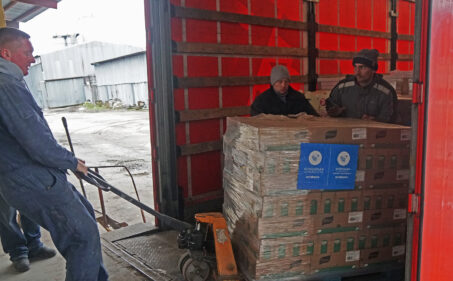 30 tonnás segélyszállítmány Herszonba
