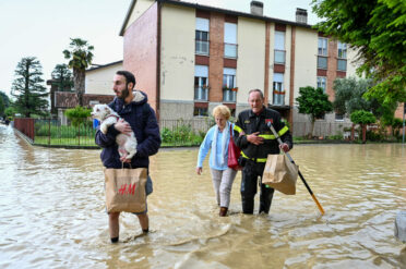 Solidarity with victims of floods in Northern Italy