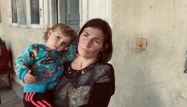 Humanitárius katasztrófa fenyeget:  Több mint 100 ezren menekültek el Hegyi-Karabahból