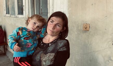 Humanitárius katasztrófa fenyeget: Több mint 100 ezren menekültek el Hegyi-Karabahból