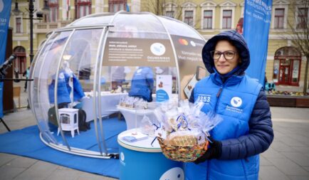 Félidejéhez érkezett az Ökumenikus Segélyszervezet Adventi Adománygyűjtése