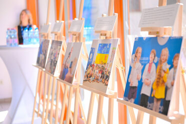 35 years standing with refugees – Photo exhibition on World Refugee Day